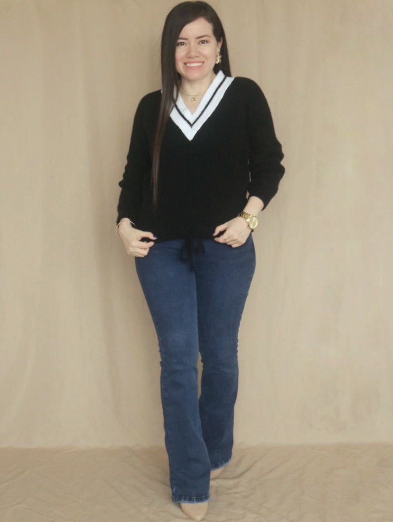 SWEATER CUELLO V CON REGULADOR